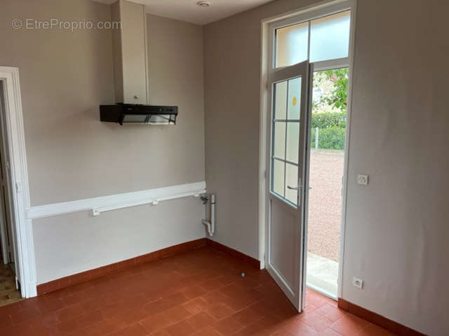 Appartement à VILLENEUVE-SUR-ALLIER