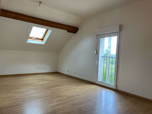 Appartement à VILLENEUVE-SUR-ALLIER