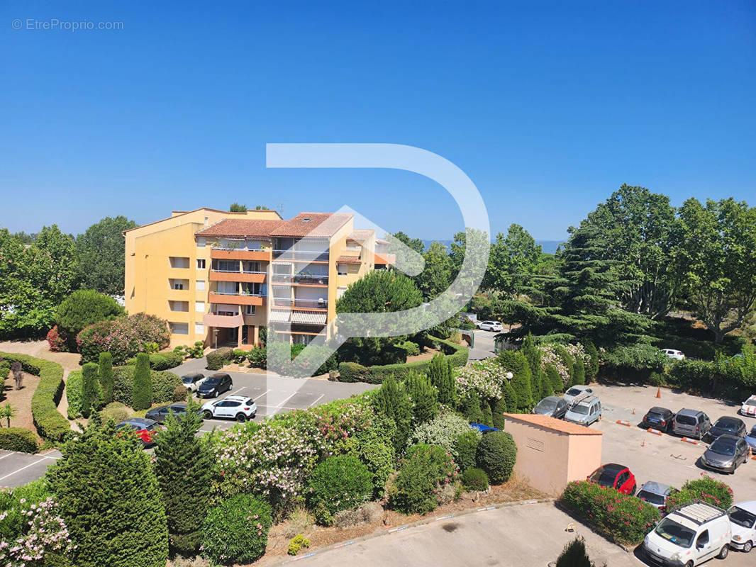 Appartement à FREJUS