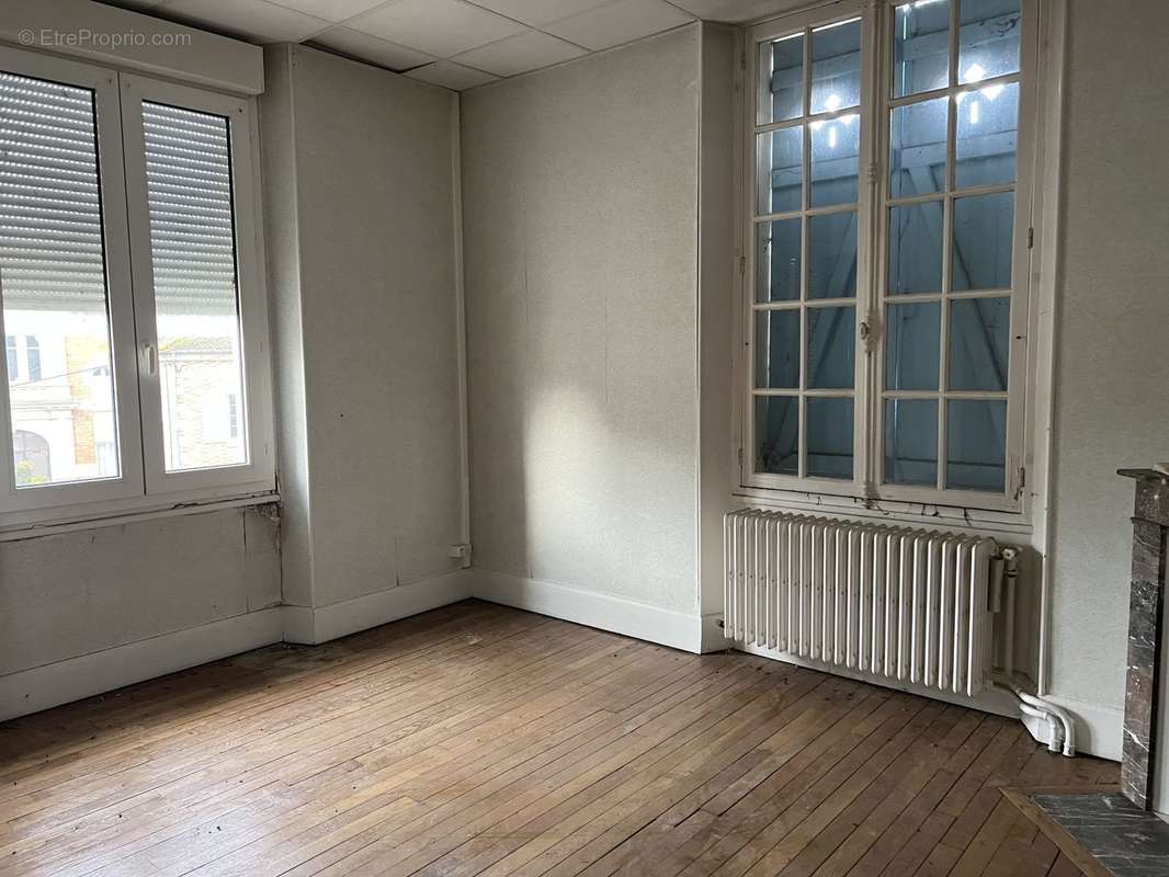 Appartement à SERMAIZE-LES-BAINS