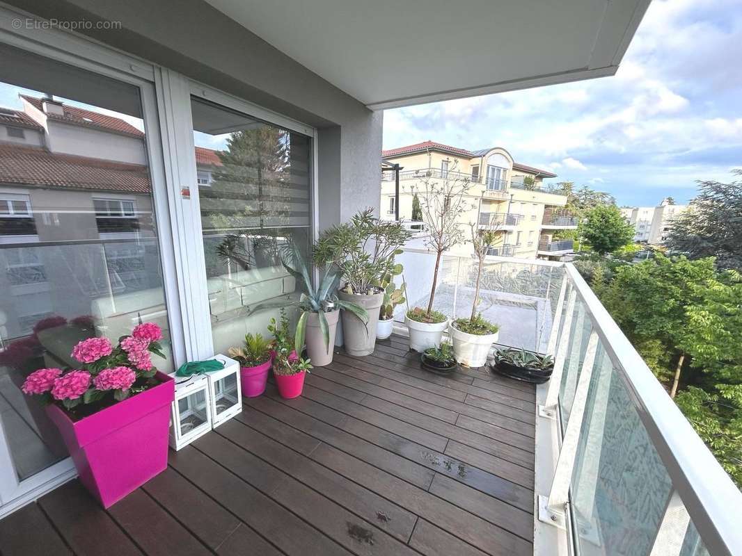 Balcon - Appartement à BRON