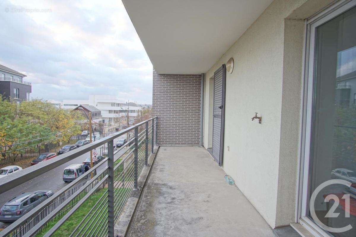 Appartement à VILLENEUVE-LE-ROI