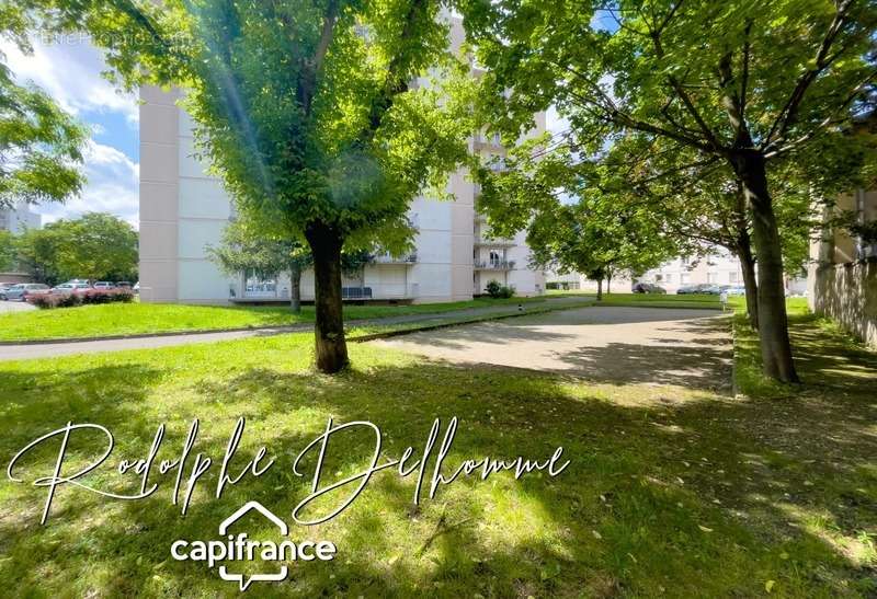 Appartement à LYON-8E