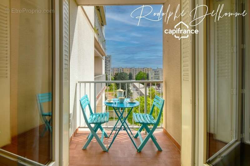 Appartement à LYON-8E