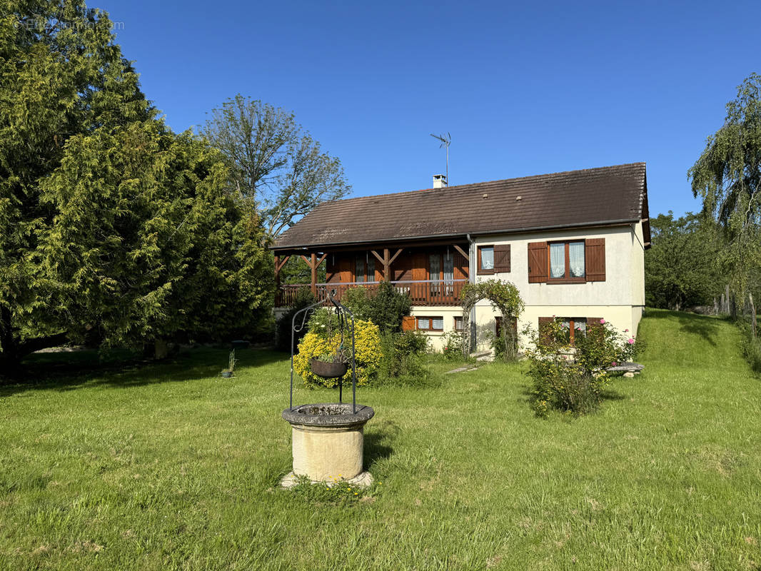 Maison à CORBIGNY