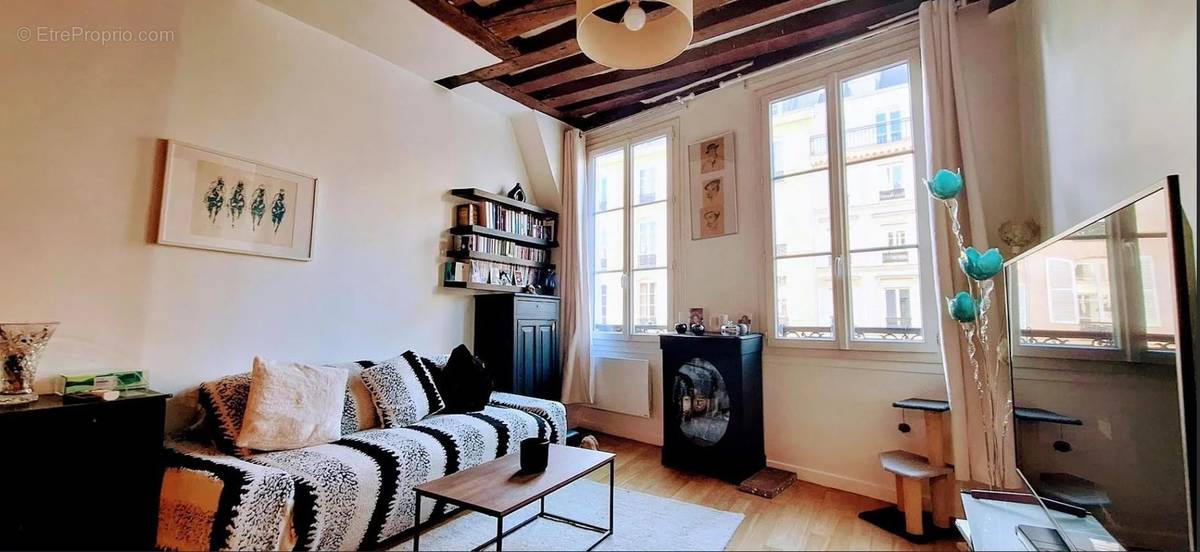 Appartement à PARIS-4E