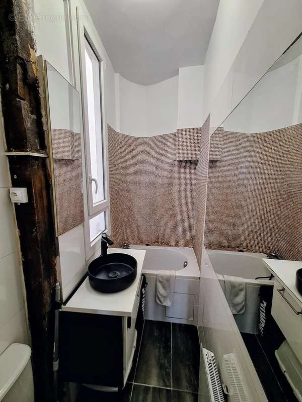 Appartement à PARIS-4E