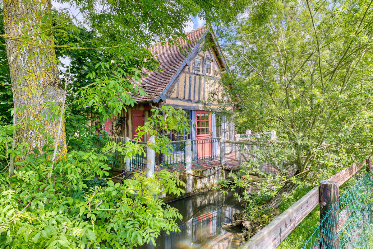 Maison à CAMBREMER