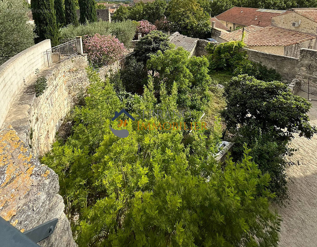 Terrain à BEAUCAIRE