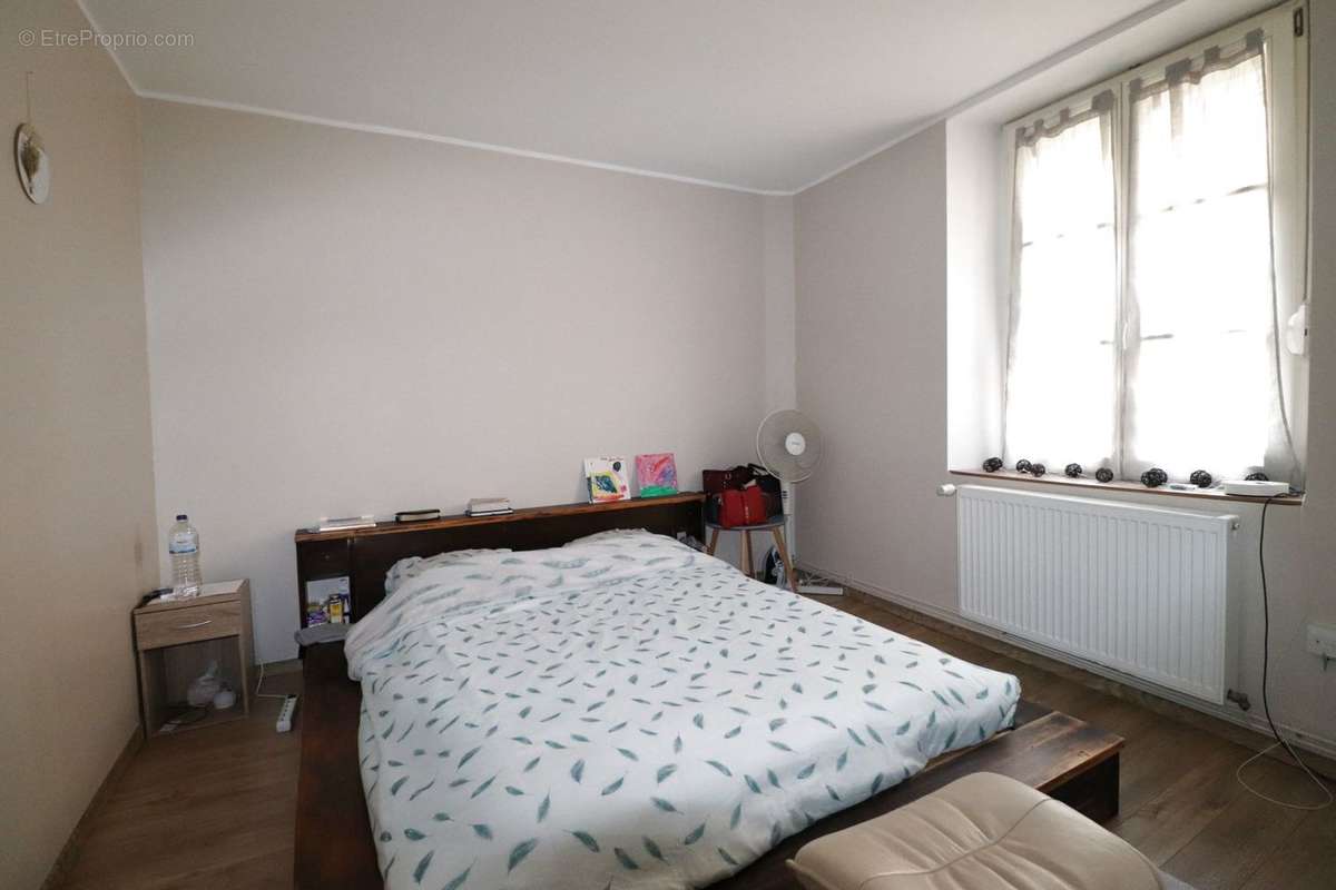 Appartement à VIC-SUR-SEILLE