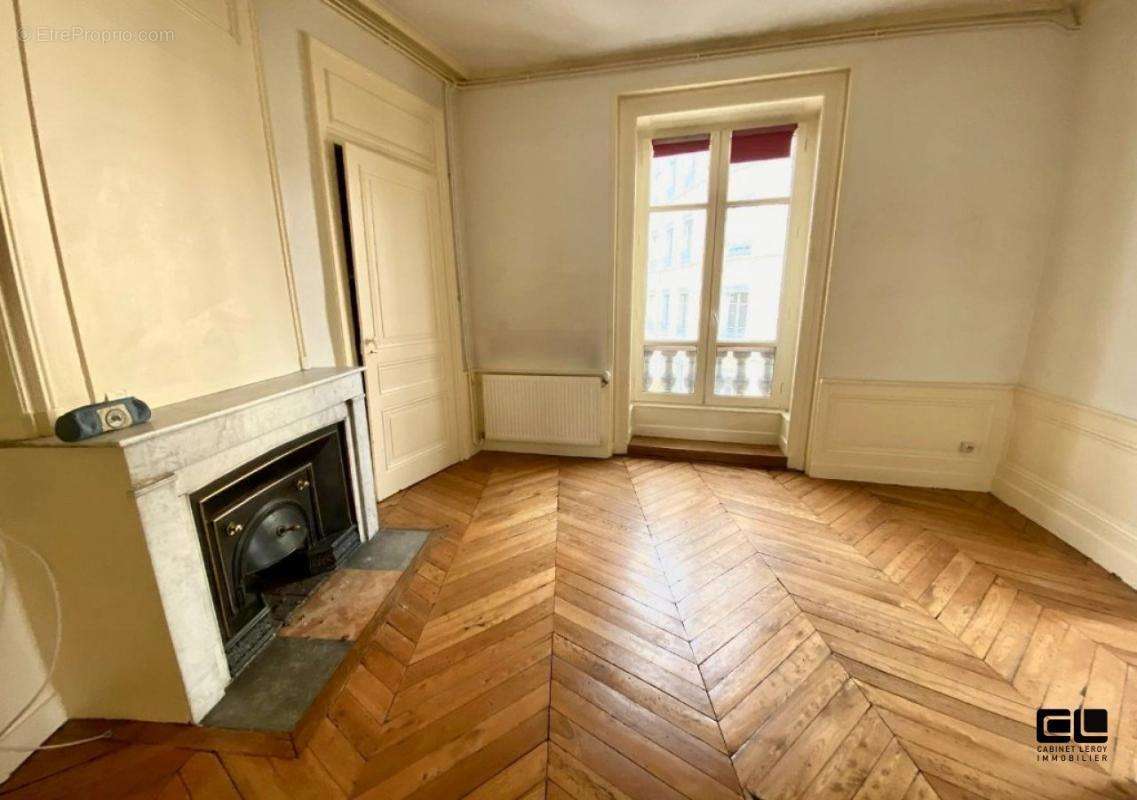 Appartement à LYON-9E