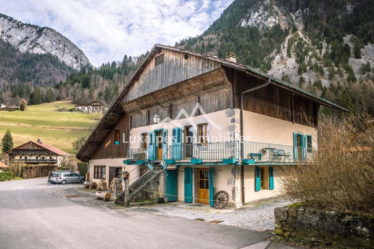 Maison à LE PETIT-BORNAND-LES-GLIERES