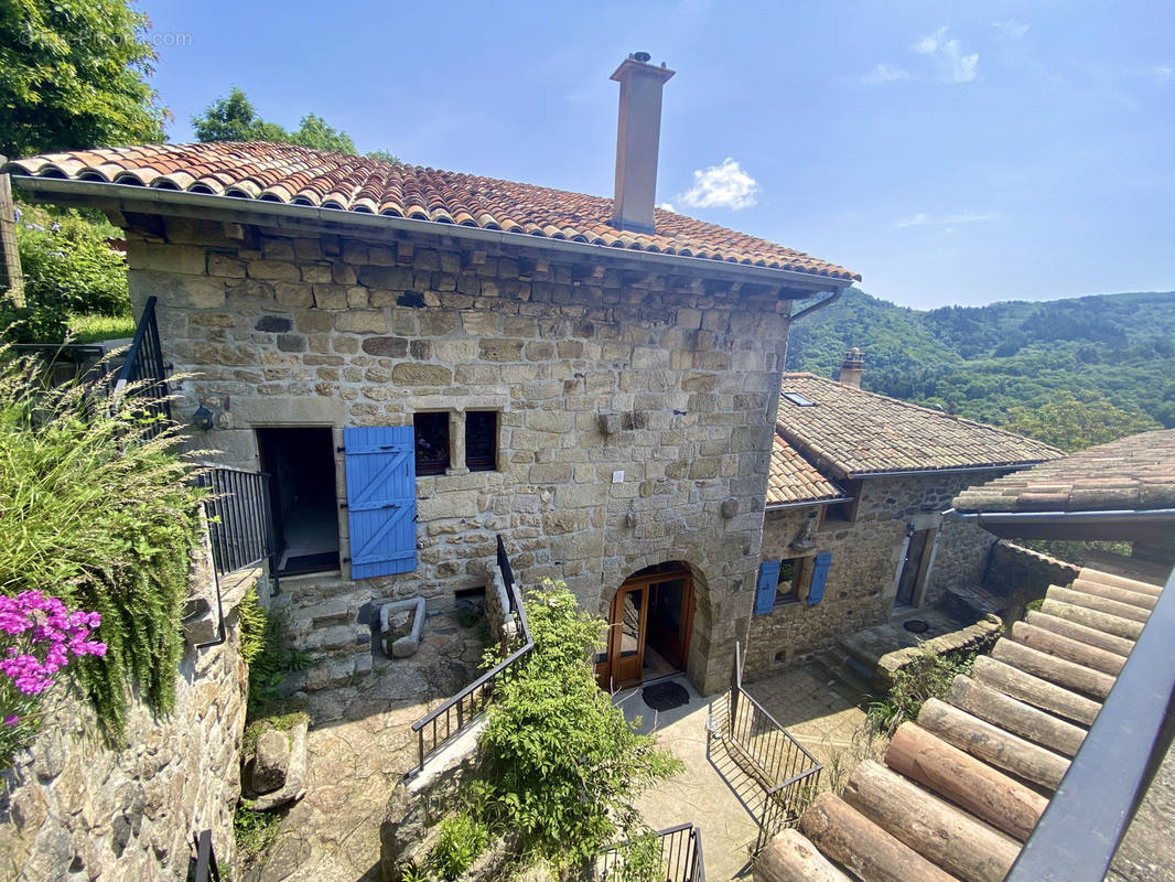 Maison à PRIVAS