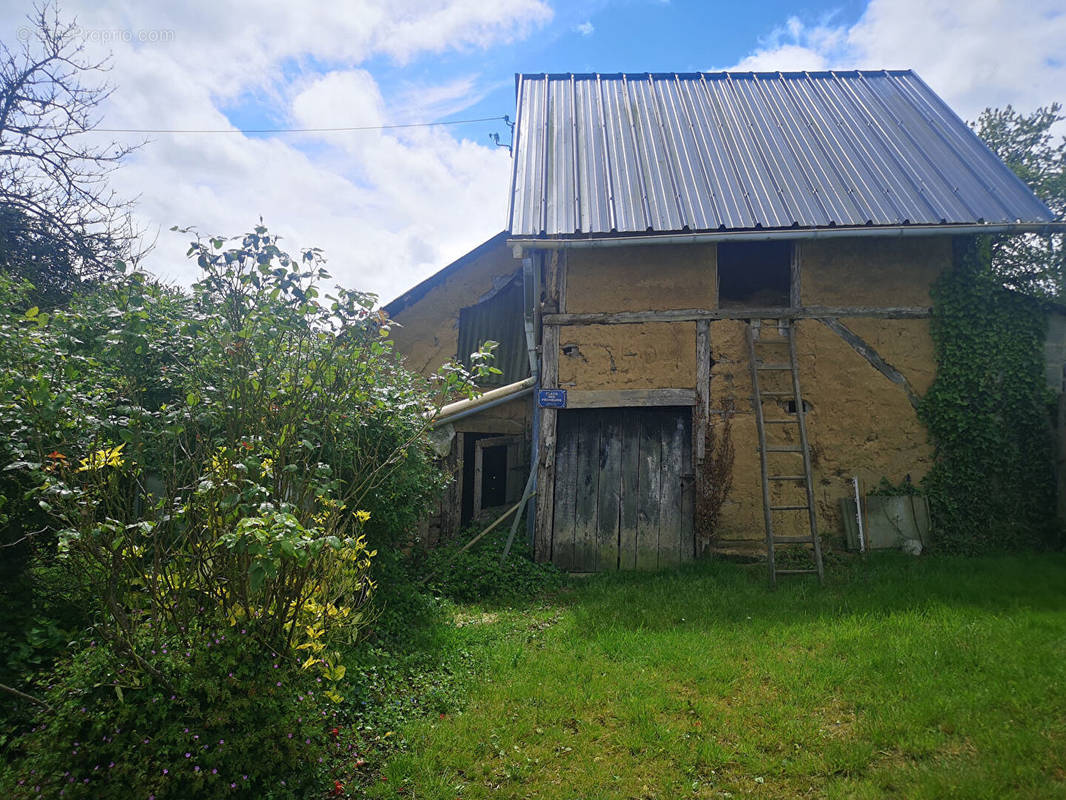 Maison à MARCILLY