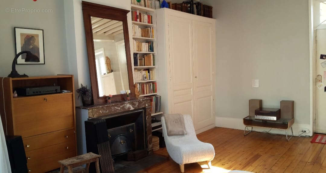 Appartement à LYON-5E