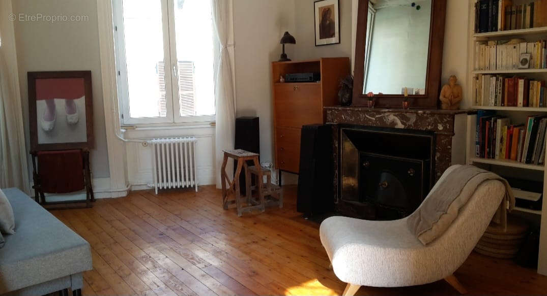 Appartement à LYON-5E