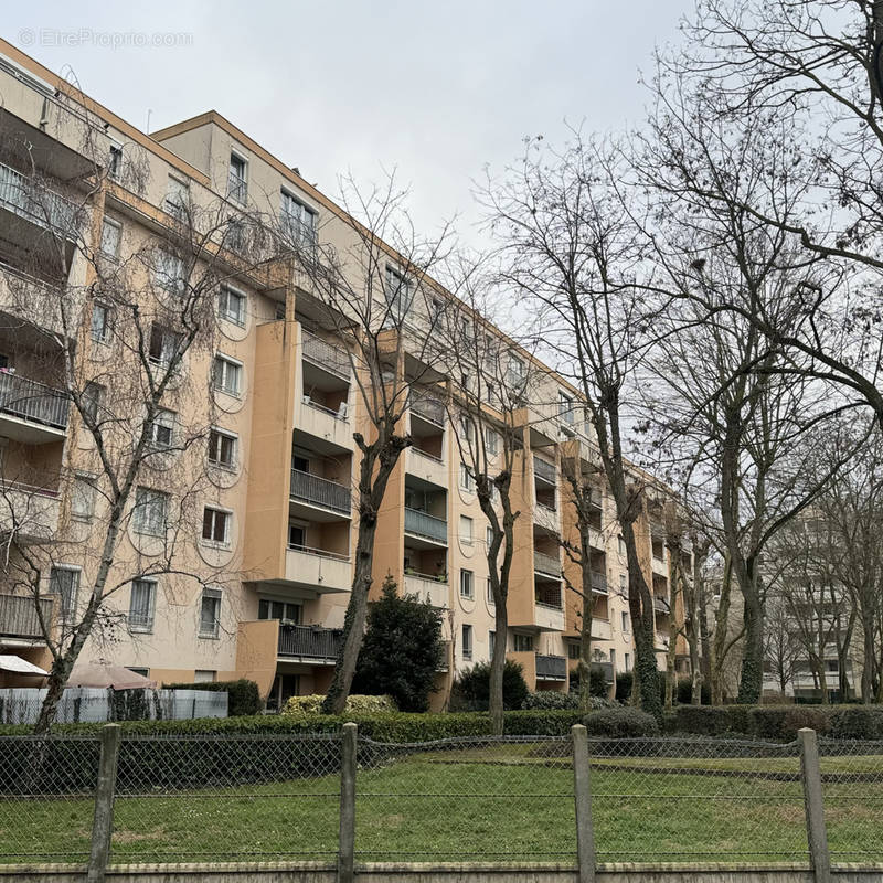 Appartement à ERMONT