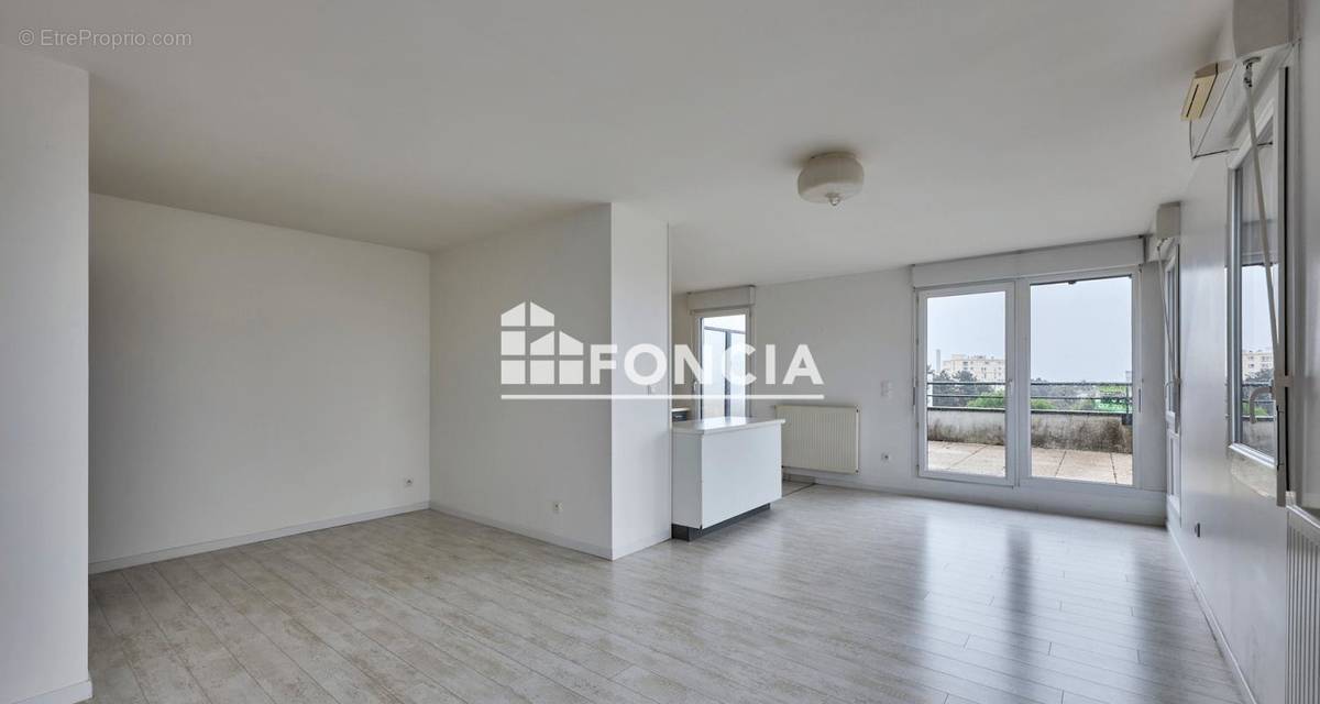 Appartement à HEROUVILLE-SAINT-CLAIR