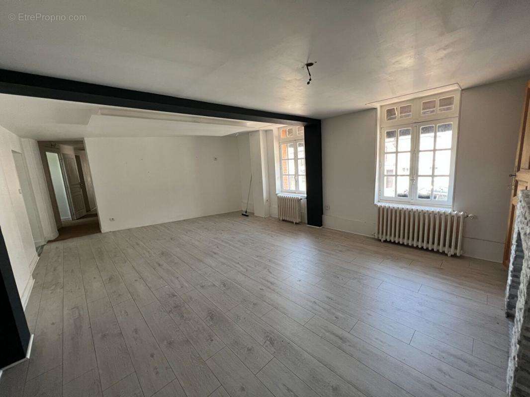 Appartement à VERNEUIL-SUR-AVRE