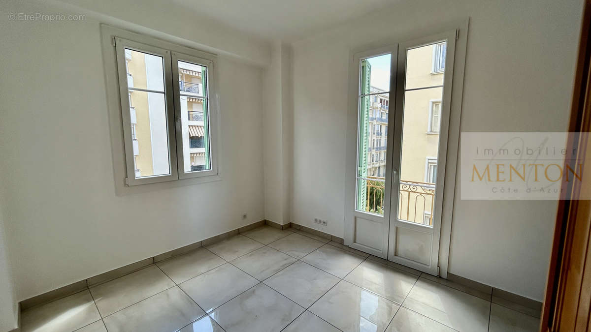 Appartement à MENTON