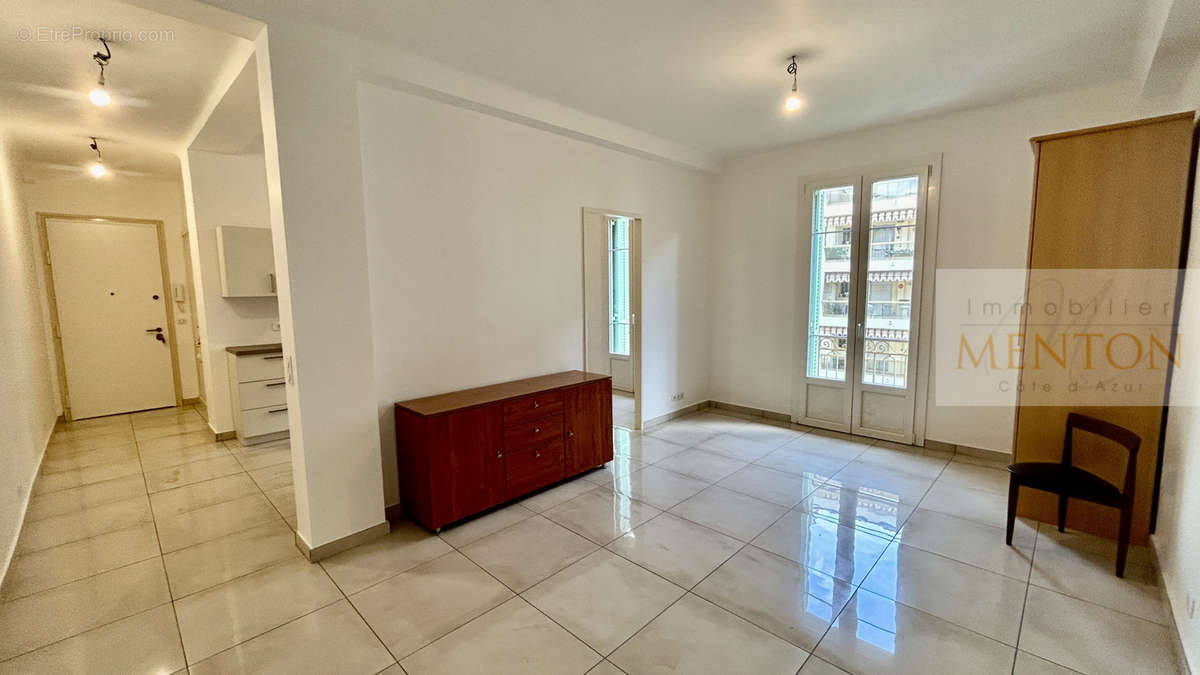 Appartement à MENTON