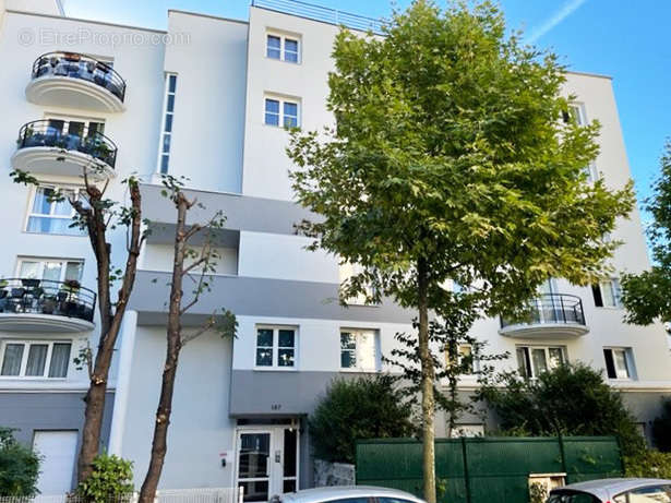 Appartement à MONTROUGE