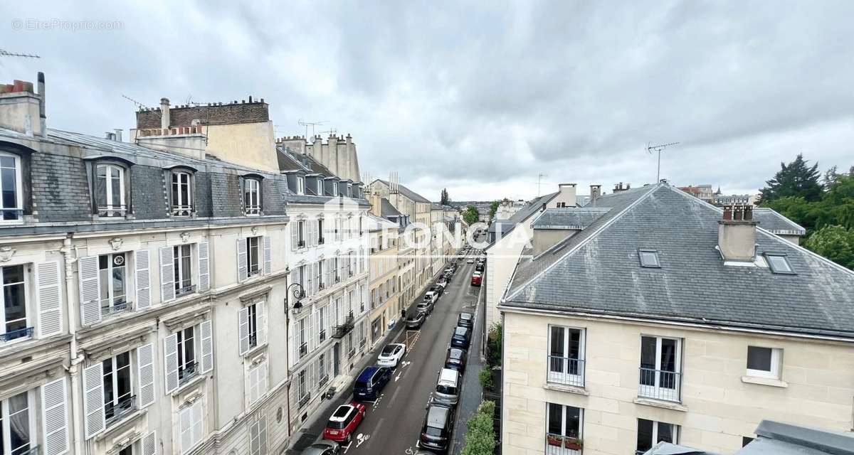 Appartement à VERSAILLES