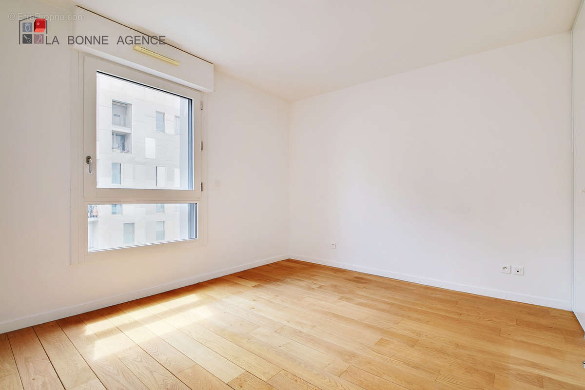 Appartement à ISSY-LES-MOULINEAUX