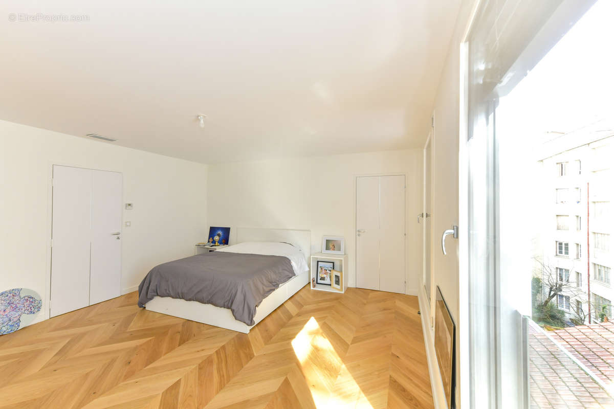 Appartement à LYON-6E