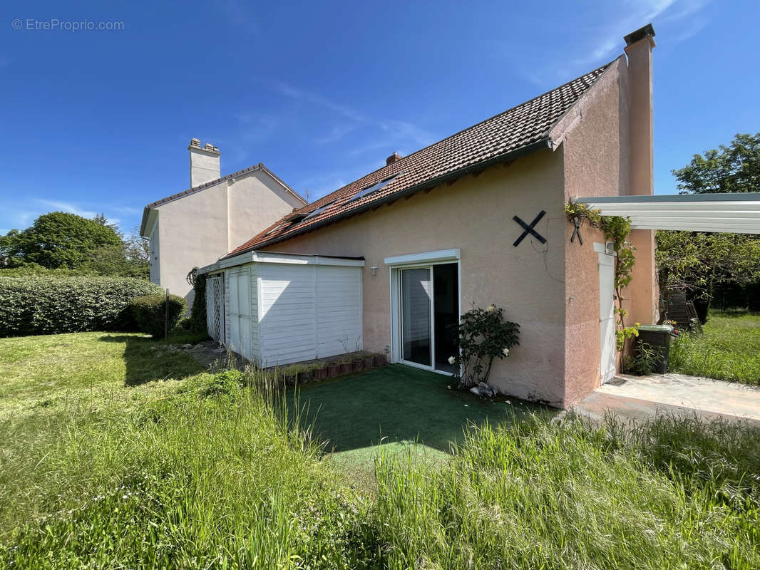 Maison à BELLERIVE-SUR-ALLIER