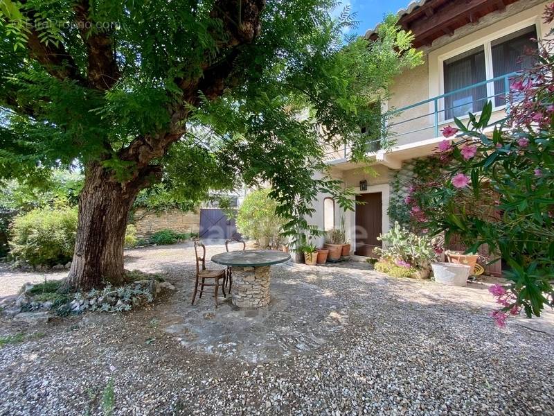 Maison à UZES