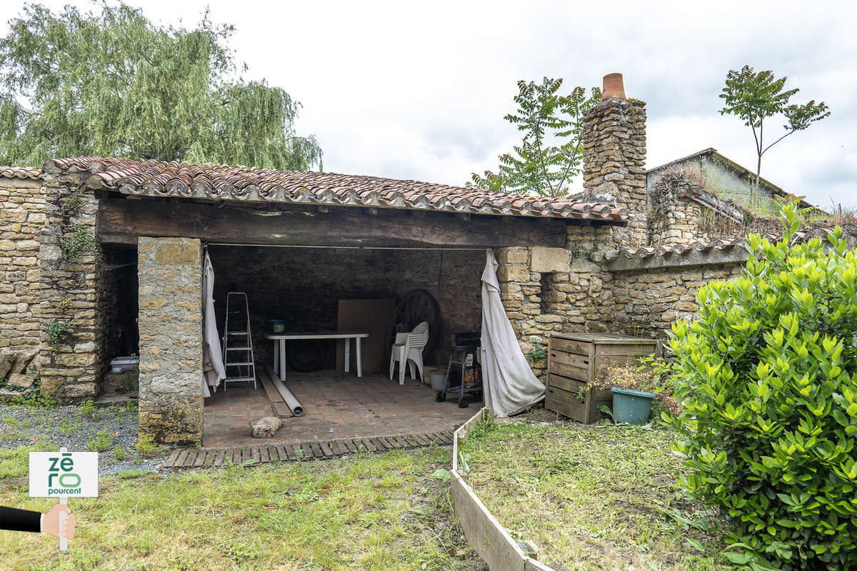 Maison à SAINT-VINCENT-STERLANGES