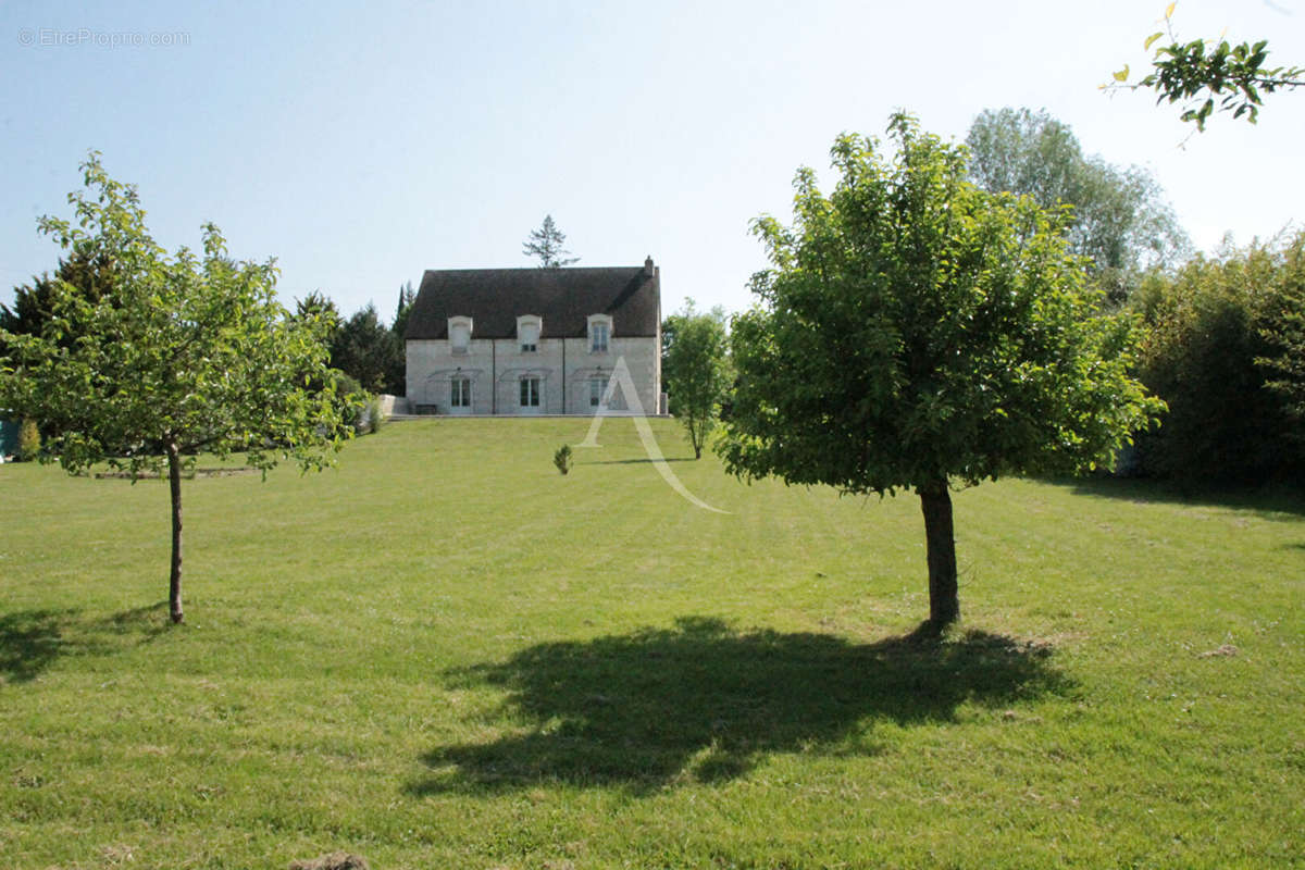 Maison à LOCHES