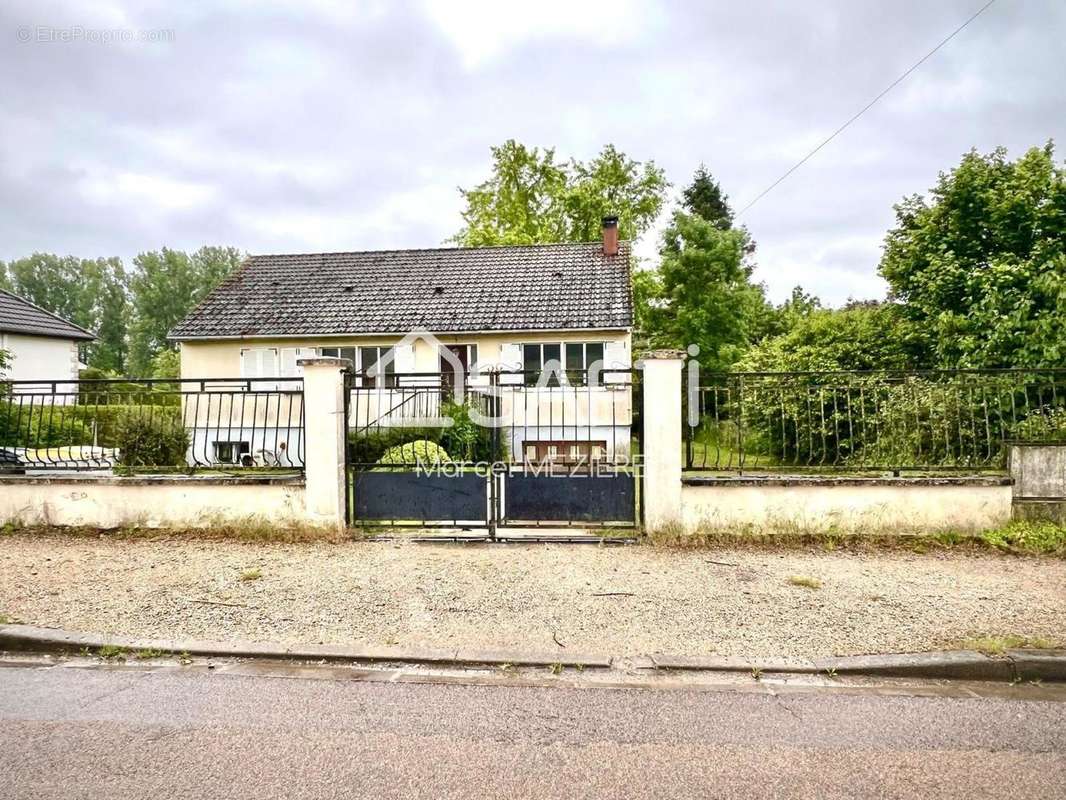 Photo 5 - Maison à LA CHAPELLE-SUR-OREUSE