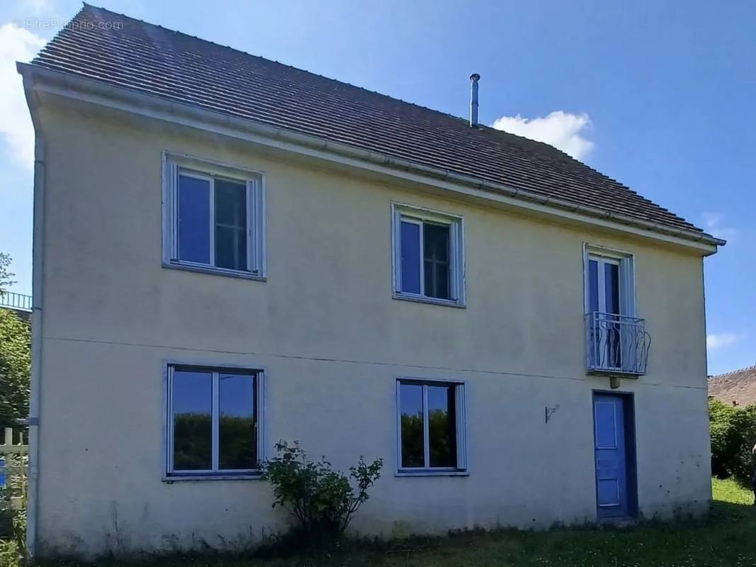 Maison à LIZY-SUR-OURCQ