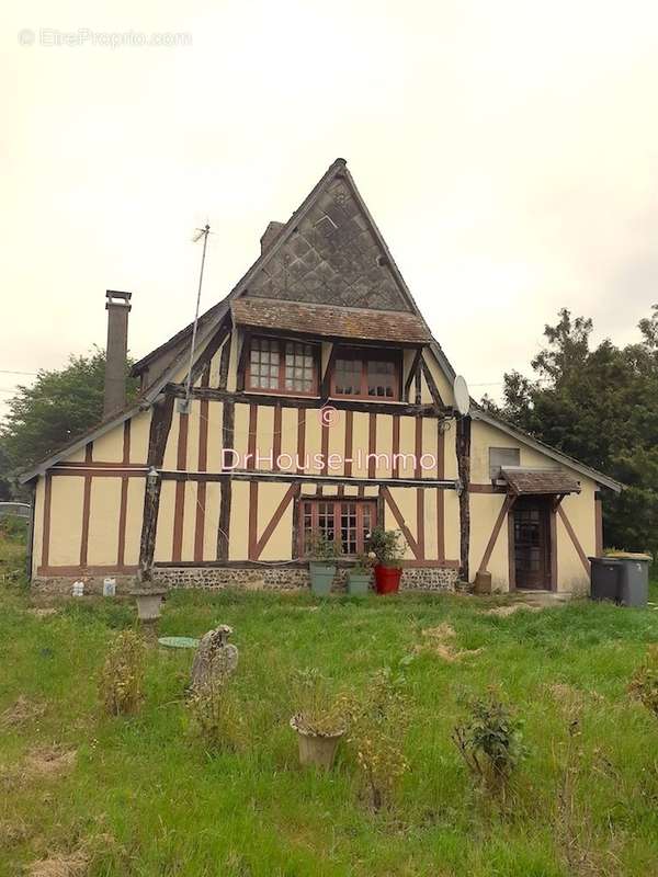 Maison à BEAUMESNIL