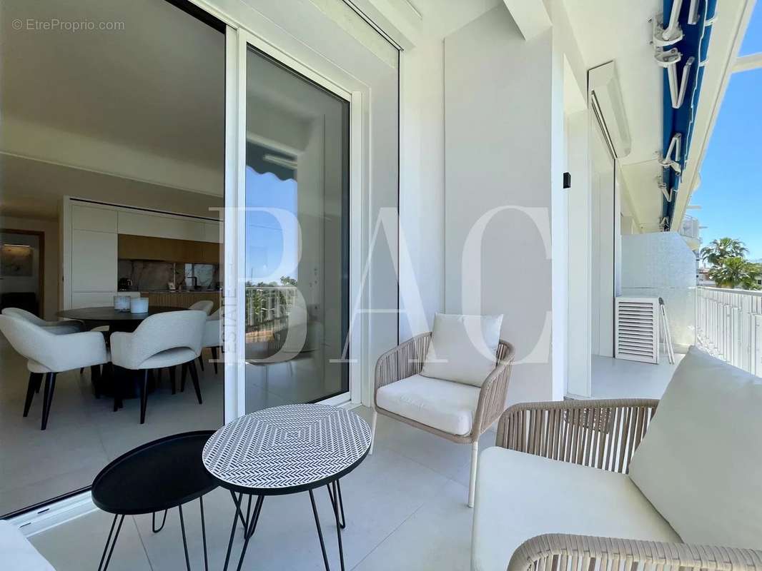 Appartement à CANNES