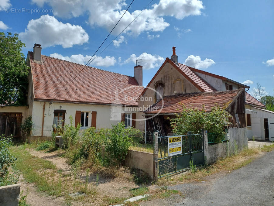 Maison à BOURBON-LANCY