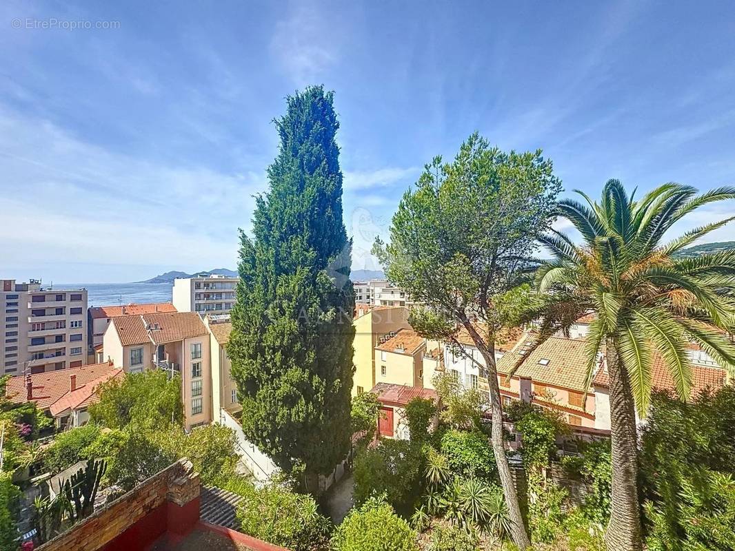 Appartement à CANNES