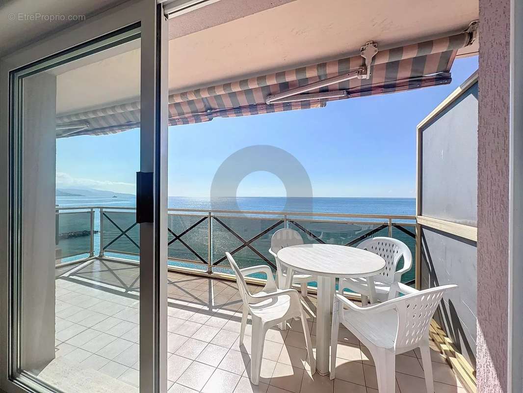 Appartement à MENTON