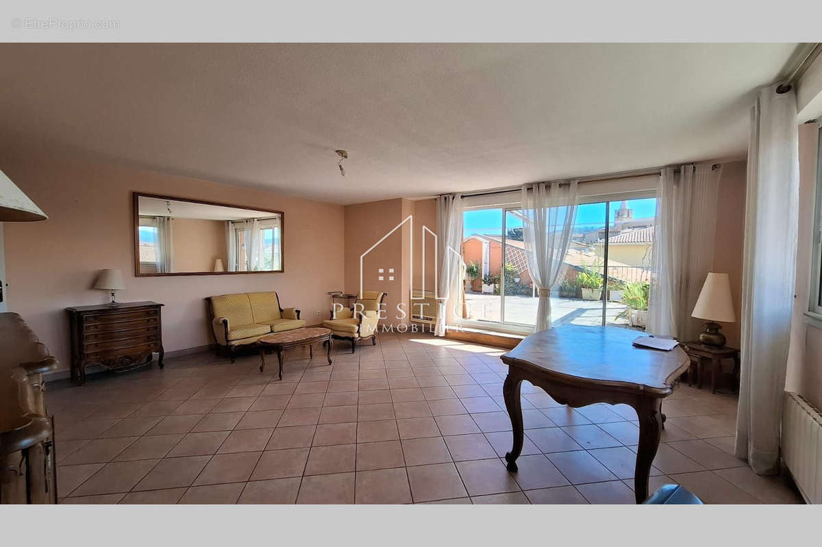 Appartement à AUBAGNE