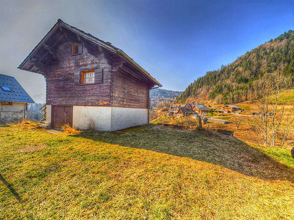 Maison à TALLOIRES