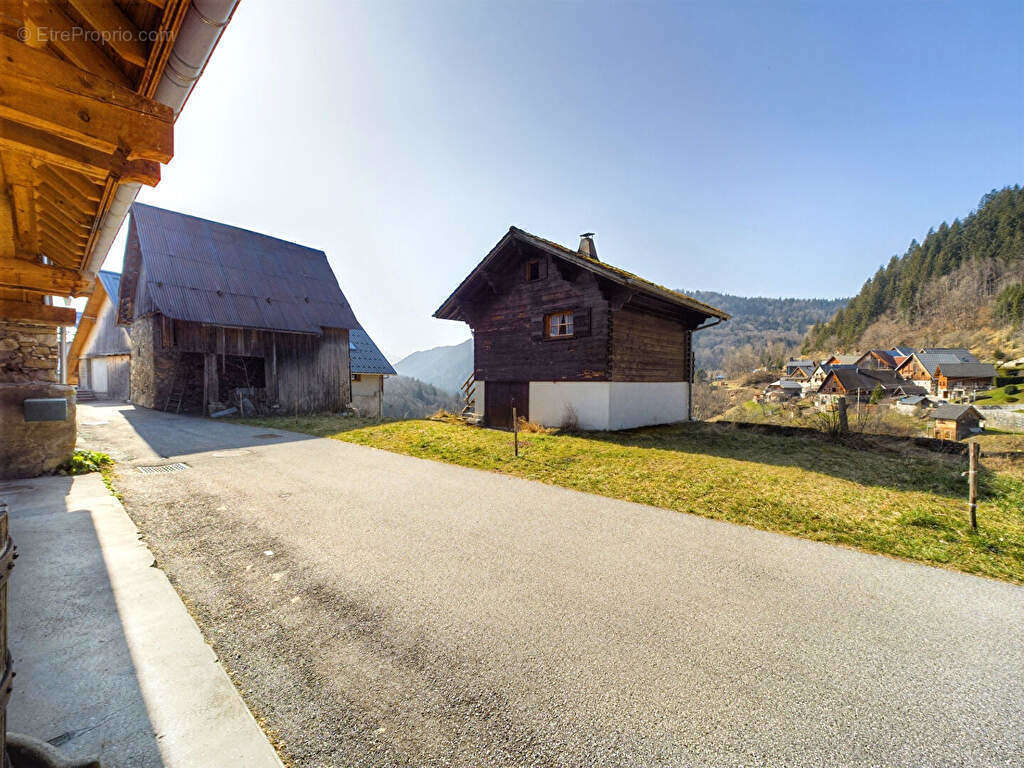 Maison à TALLOIRES