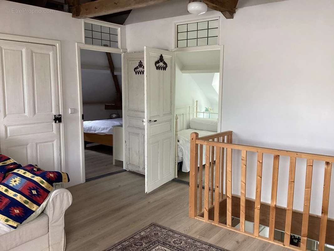 Appartement à ISSY-L&#039;EVEQUE