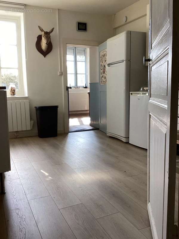 Appartement à ISSY-L&#039;EVEQUE