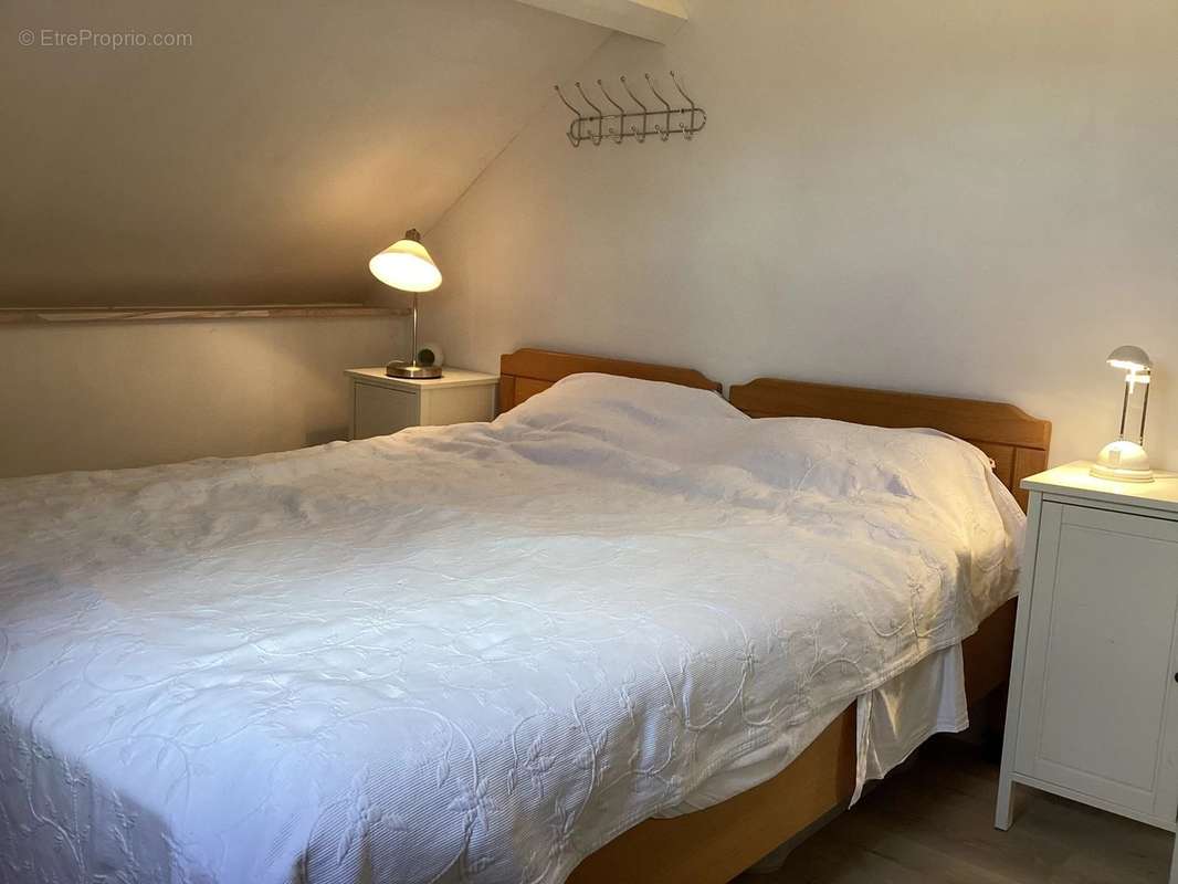 Appartement à ISSY-L&#039;EVEQUE