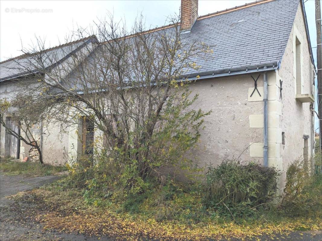 Maison à ARTANNES-SUR-INDRE