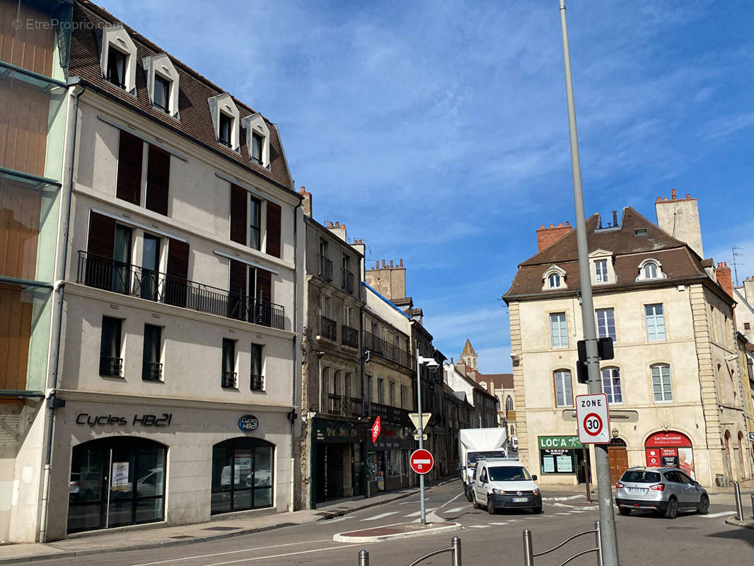 Commerce à DIJON