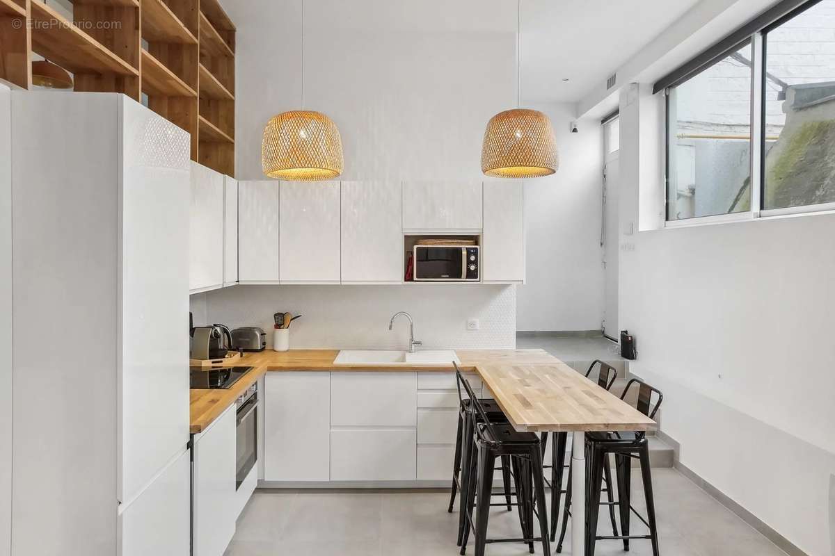 Appartement à PARIS-11E