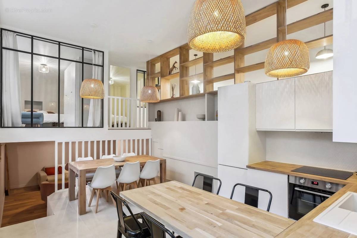 Appartement à PARIS-11E